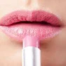 Peran Penting Lipstik dalam Makeup: Lebih dari Sekadar Pewarna Bibir