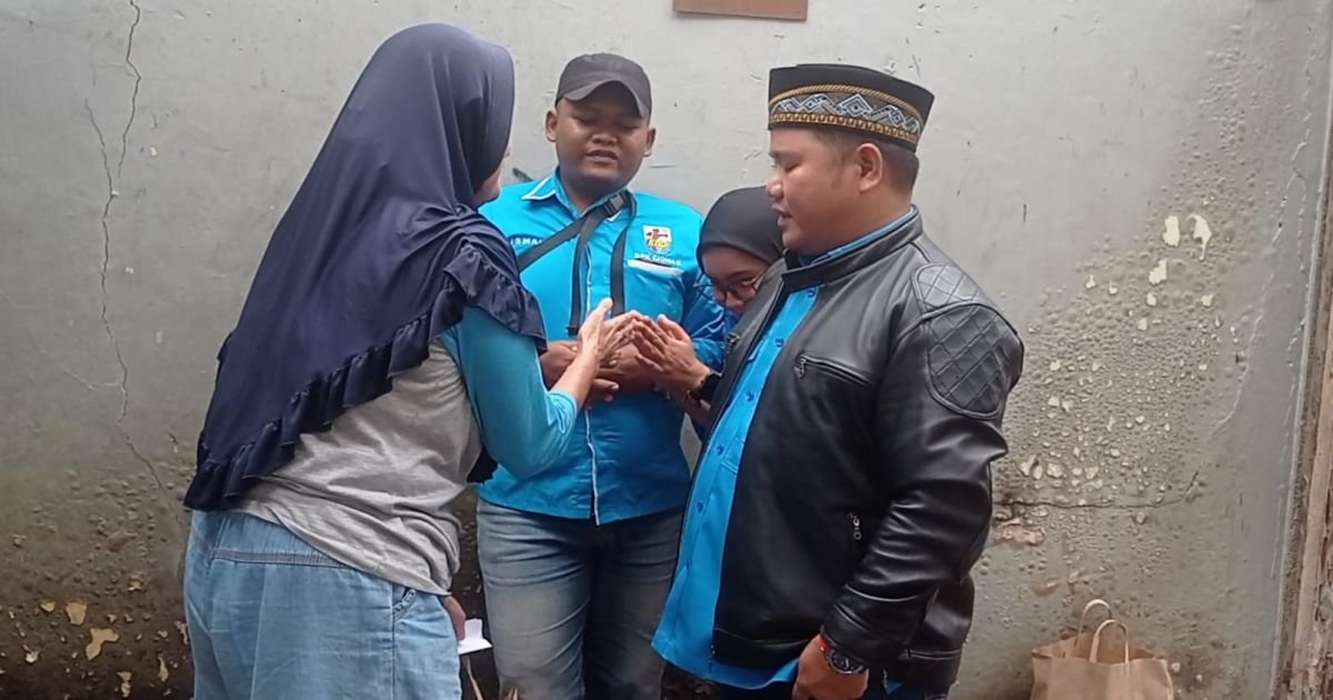 KNPI Ciomas Tinjau Lokasi Kebakaran di Desa Ciomas, Beri Bantuan untuk Korban
