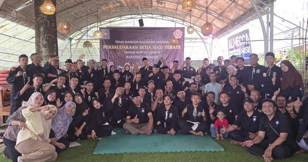 Biro Hukum Persaudaraan Setia Hati Terate (PSHT) Pusat, Muhamad Samsodin, SH., MH., memberikan pencerahan hukum sekaligus pesan moral dalam kegiatan temu kangen Kadang Warga PSHT Cabang Caringin, Kabupaten Bogor, Minggu (3/5/2026).