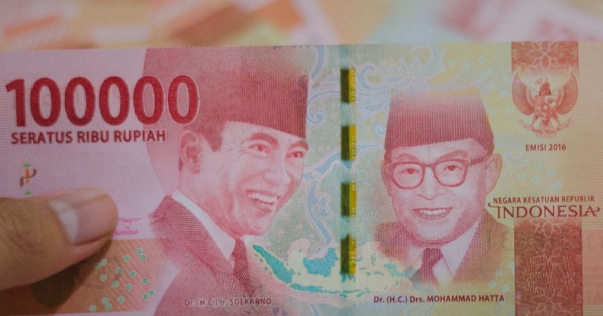 Rupiah Melemah dan IHSG Turun, Benarkah Ekonomi Indonesia Terancam?