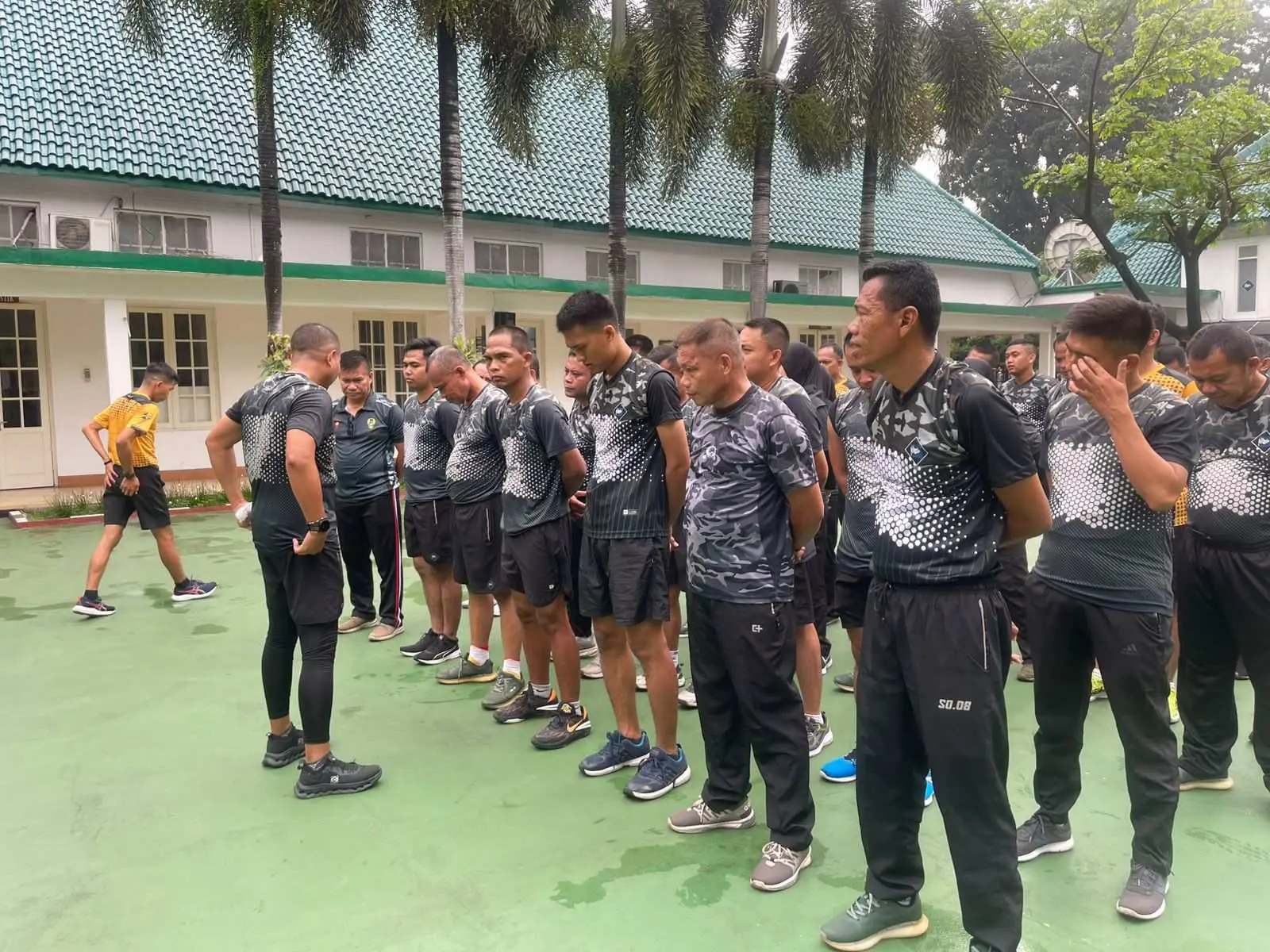 Pembinaan Jasmani Lari Gembira Personel Makorem 061/SK