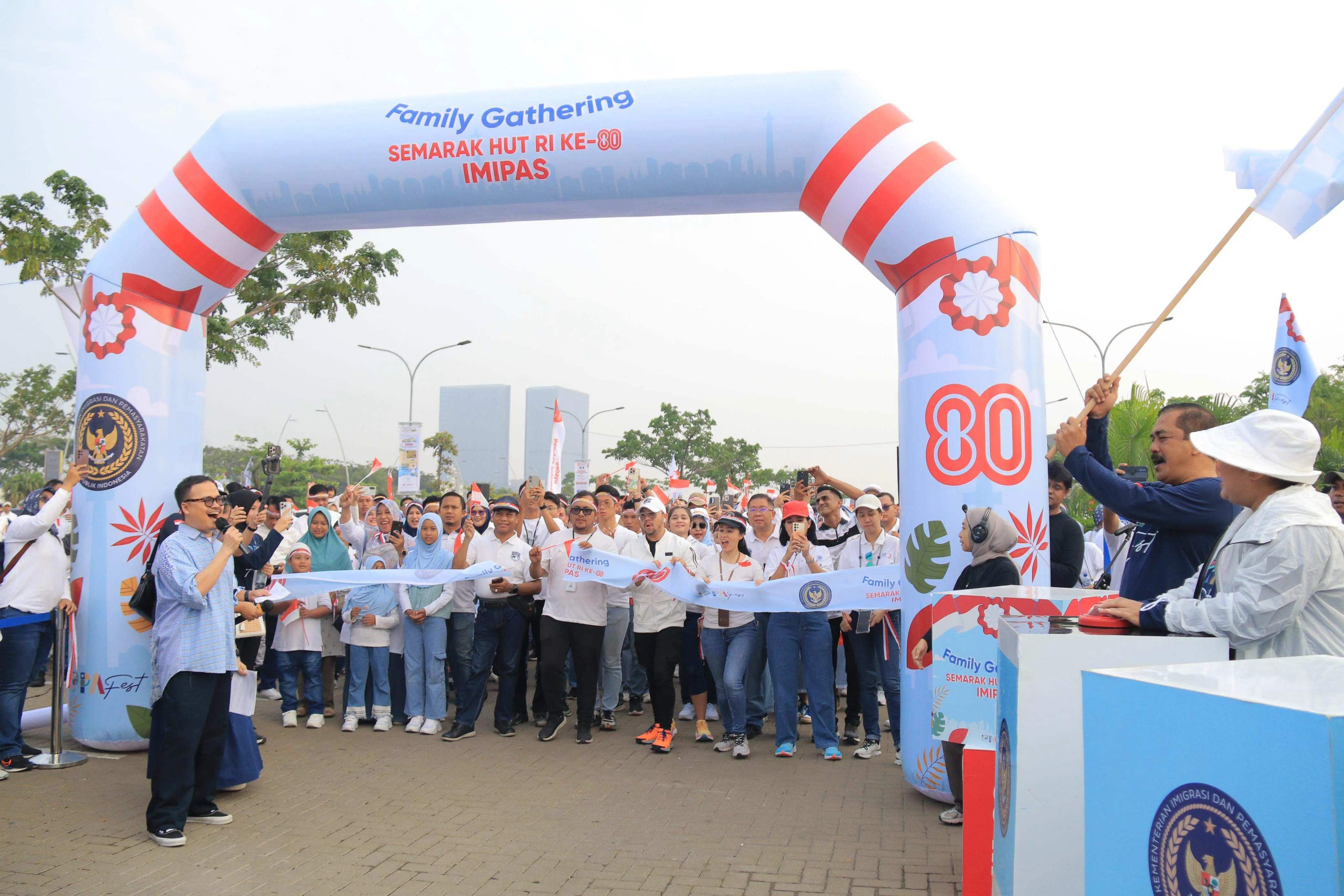 Semarak Hari Kedua IPPAFest 2025: Jalan Santai, Senam, dan Perlombaan Meriahkan Family Gathering Kemenimipas