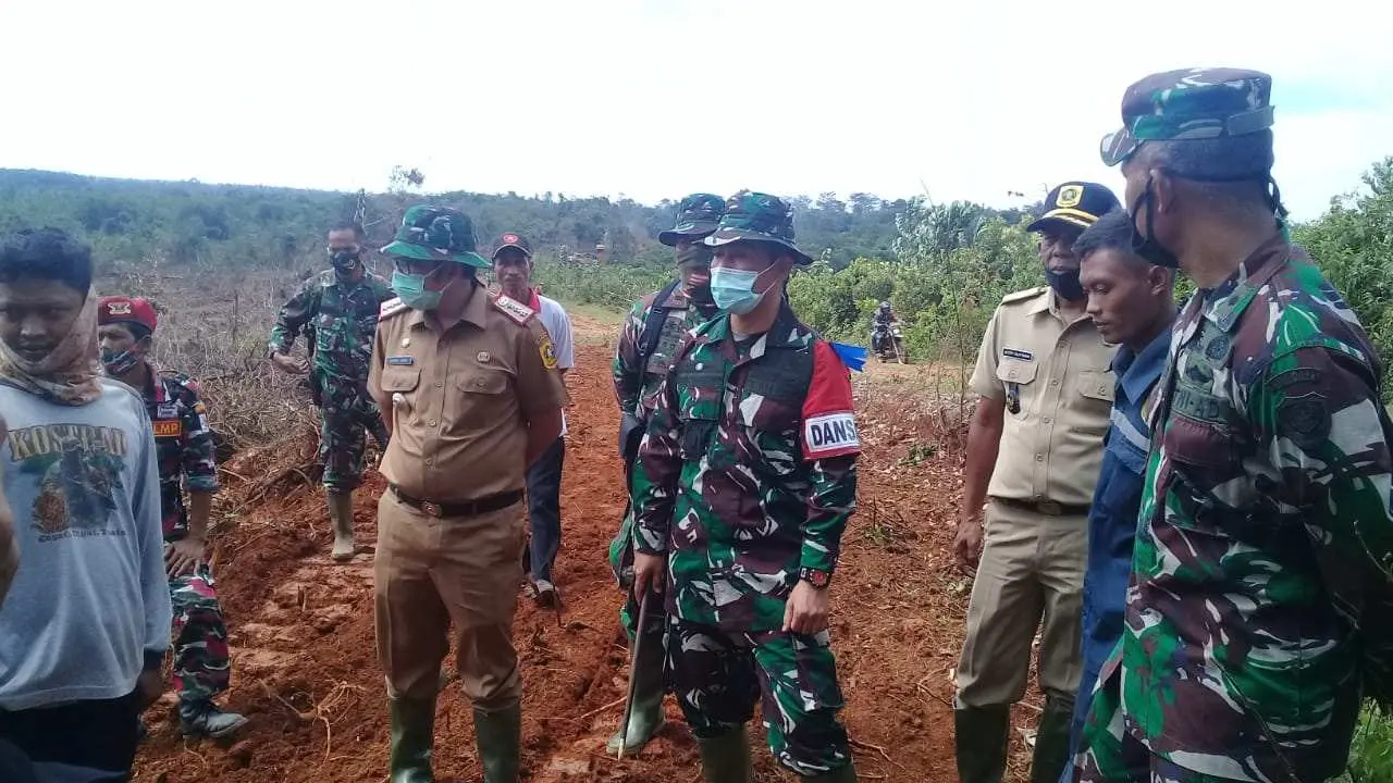 Warga Cinyurup Tenjo Kabupaten Bogor Sambut Gembira TMMD ke-109