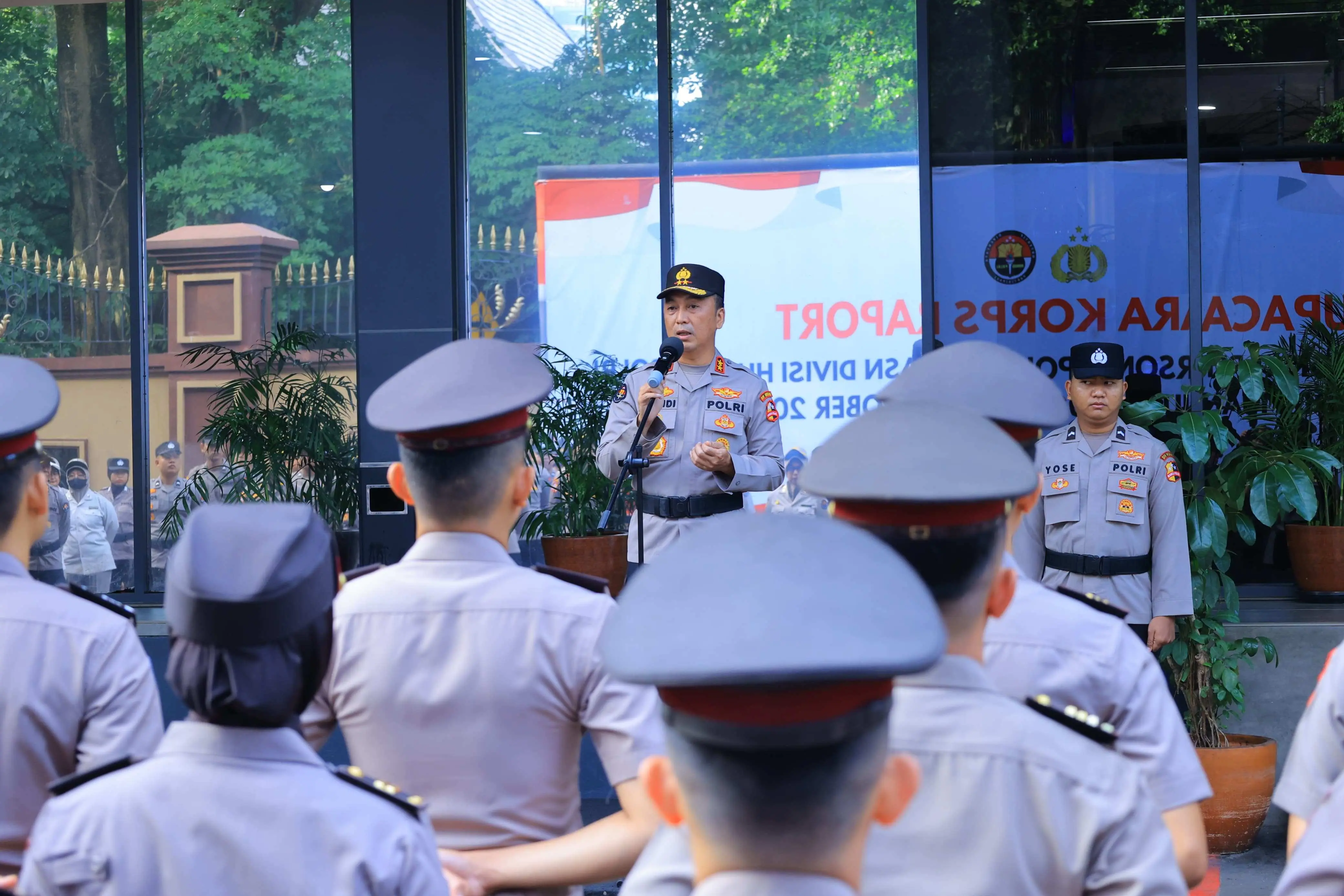 Fungsi Humas pada Polri