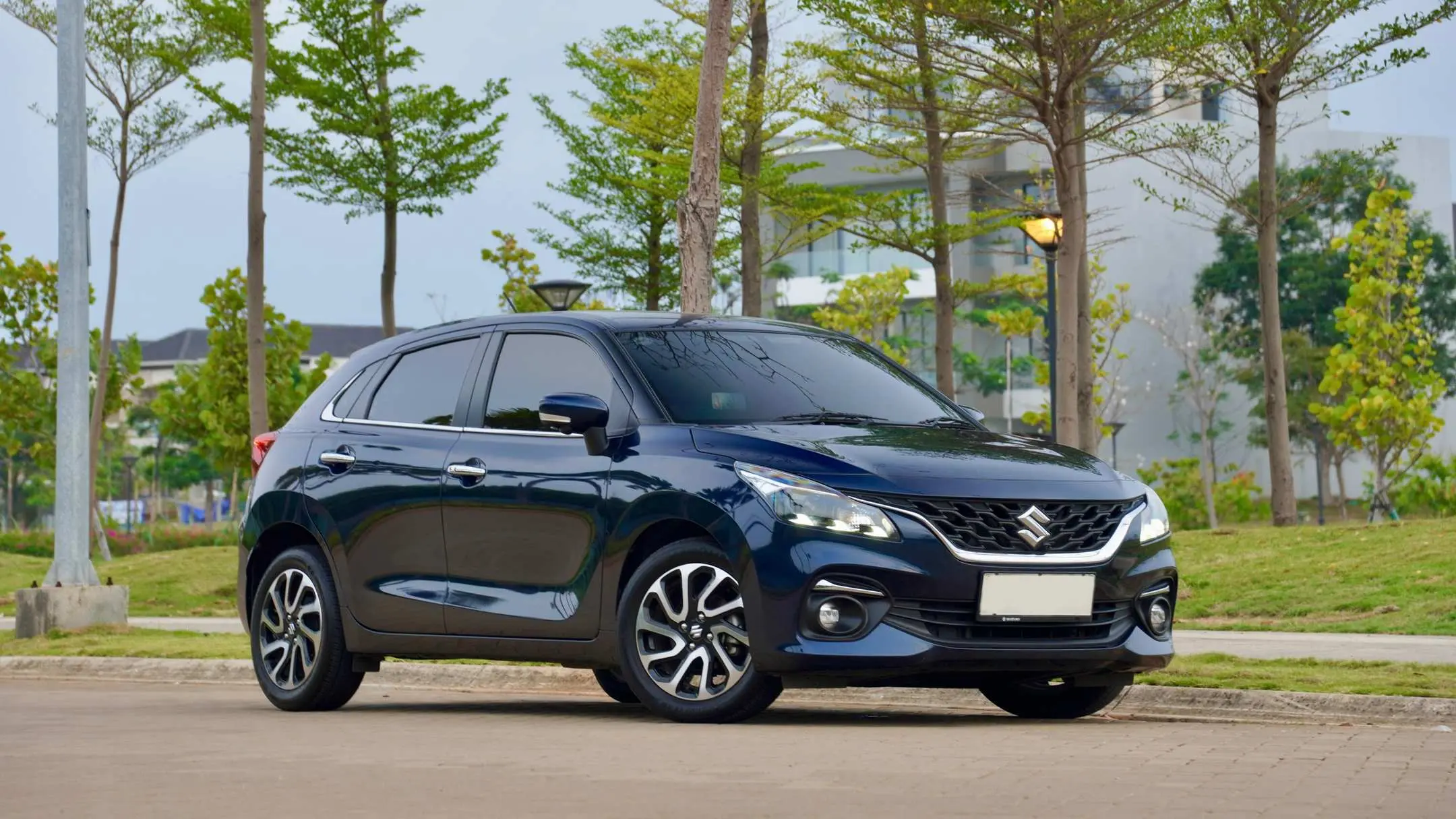Suzuki Baleno Jadi Pilihan Ideal untuk Keluarga Muda yang Dinamis