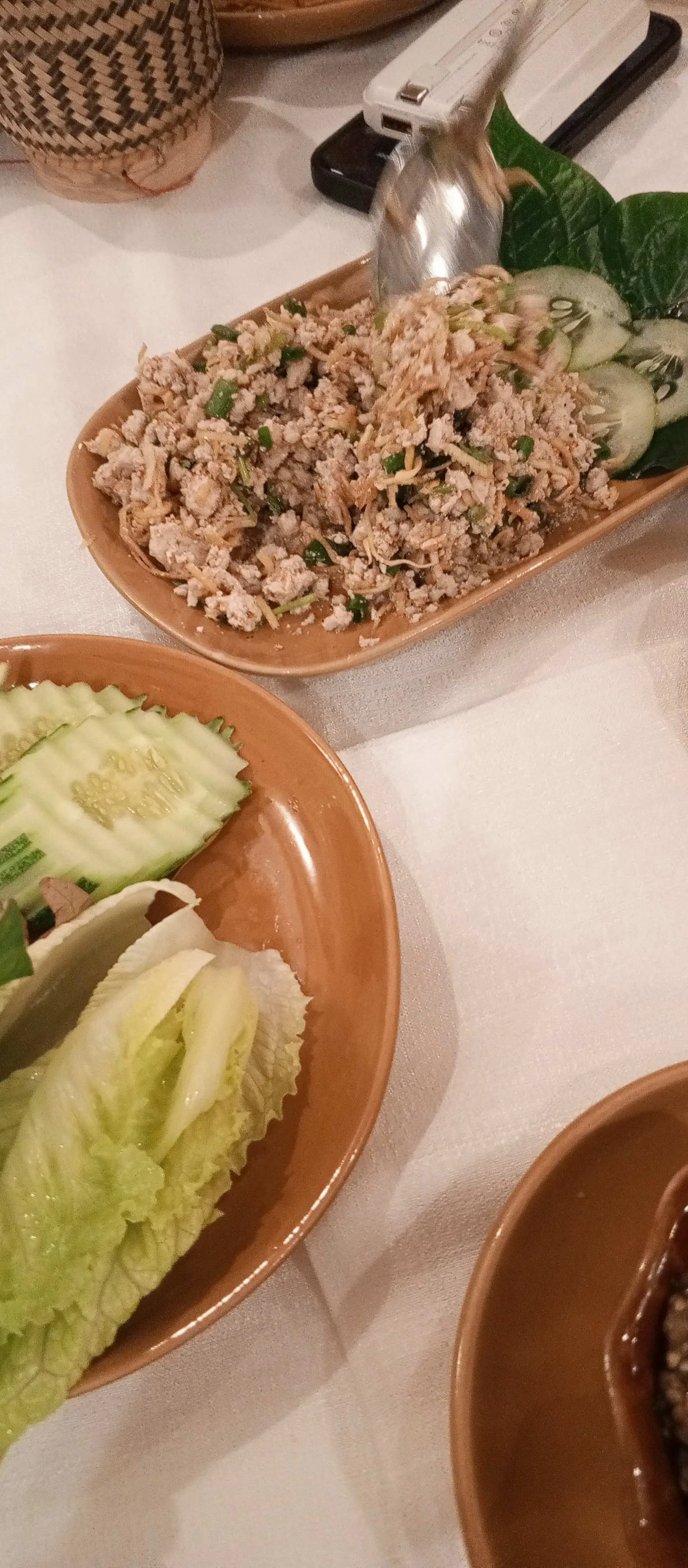 Laap, Makanan Tradisional Yang Harus Dicoba Saat Kunjungi Laos